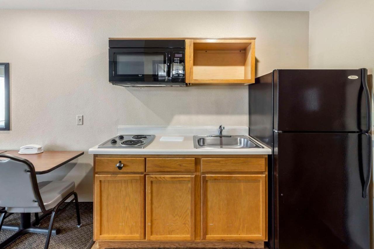 Woodspring Suites Raleigh Garner Edmondson Екстер'єр фото